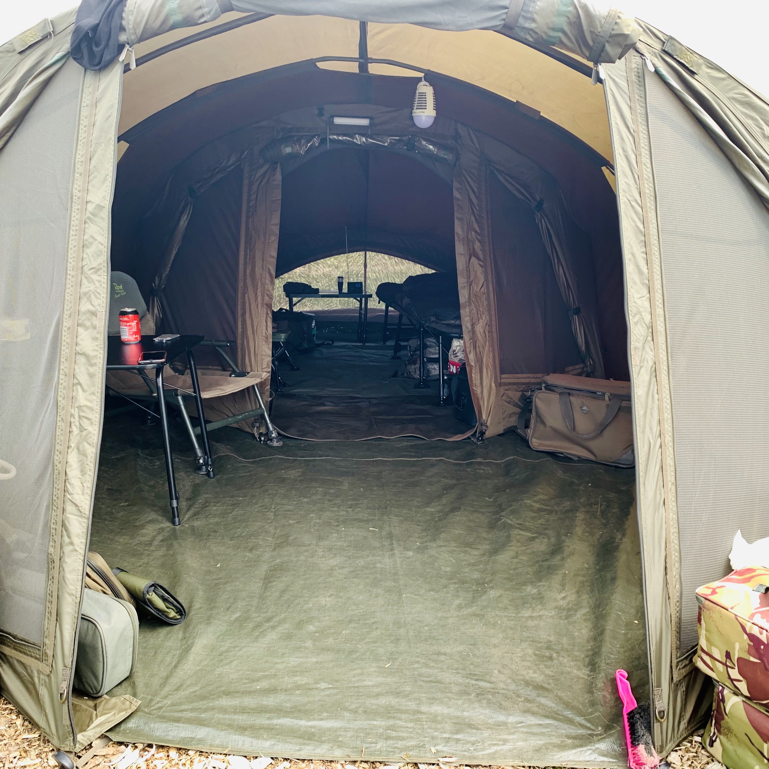 Secures a tidy bivvy...